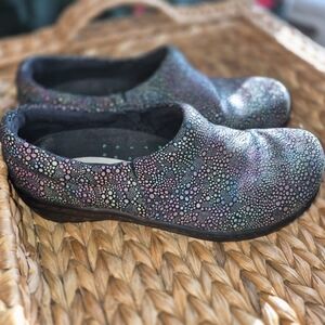 Klogs Mission Rainbow, Women's Size 8M, Multi-Color, EUC